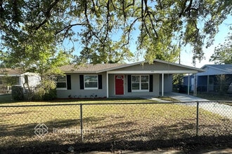 Building Photo - 4516 King Cole Blvd