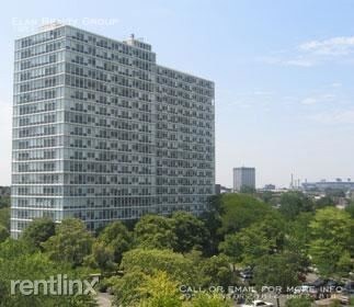 Foto del edificio - Draper and Kramer (2951 S KING DR 2-1814)