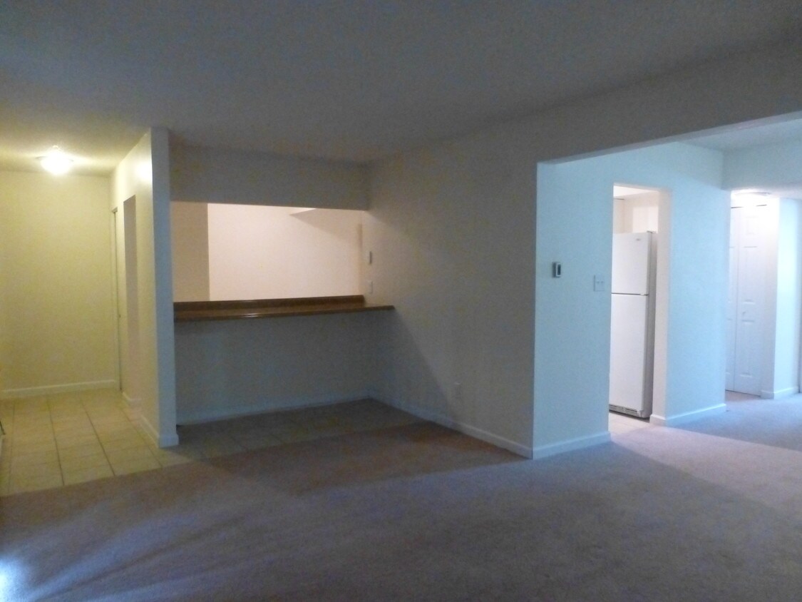 Foto principal - 4653 S Lowell Blvd