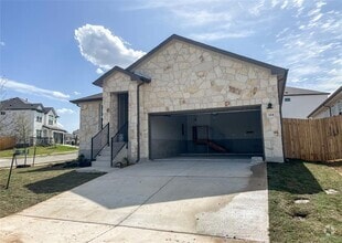 Building Photo - 124 Stellar Wind Dr
