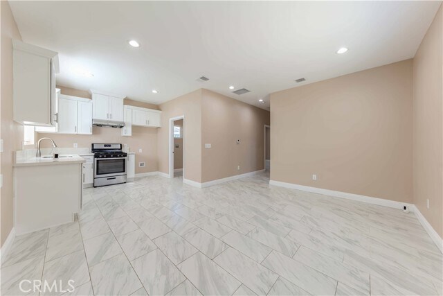 Building Photo - 12545 Fletcher Dr