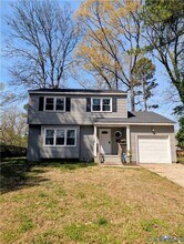 Building Photo - 409 Flint Dr