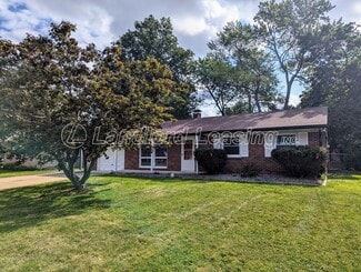 Building Photo - 1321 Beechview Dr