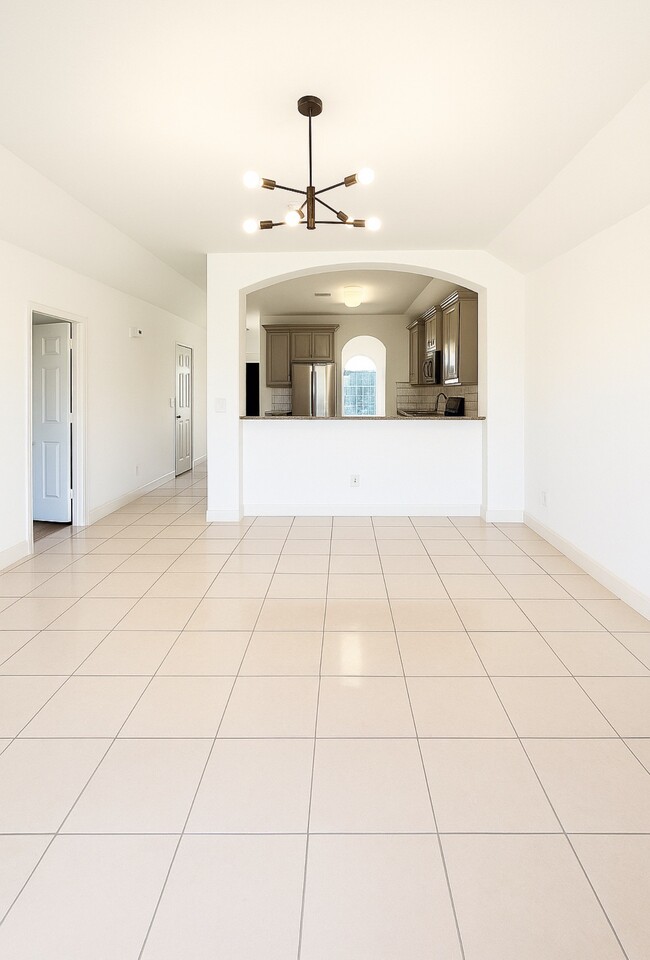 Building Photo - 4915 Manor Stone Ln