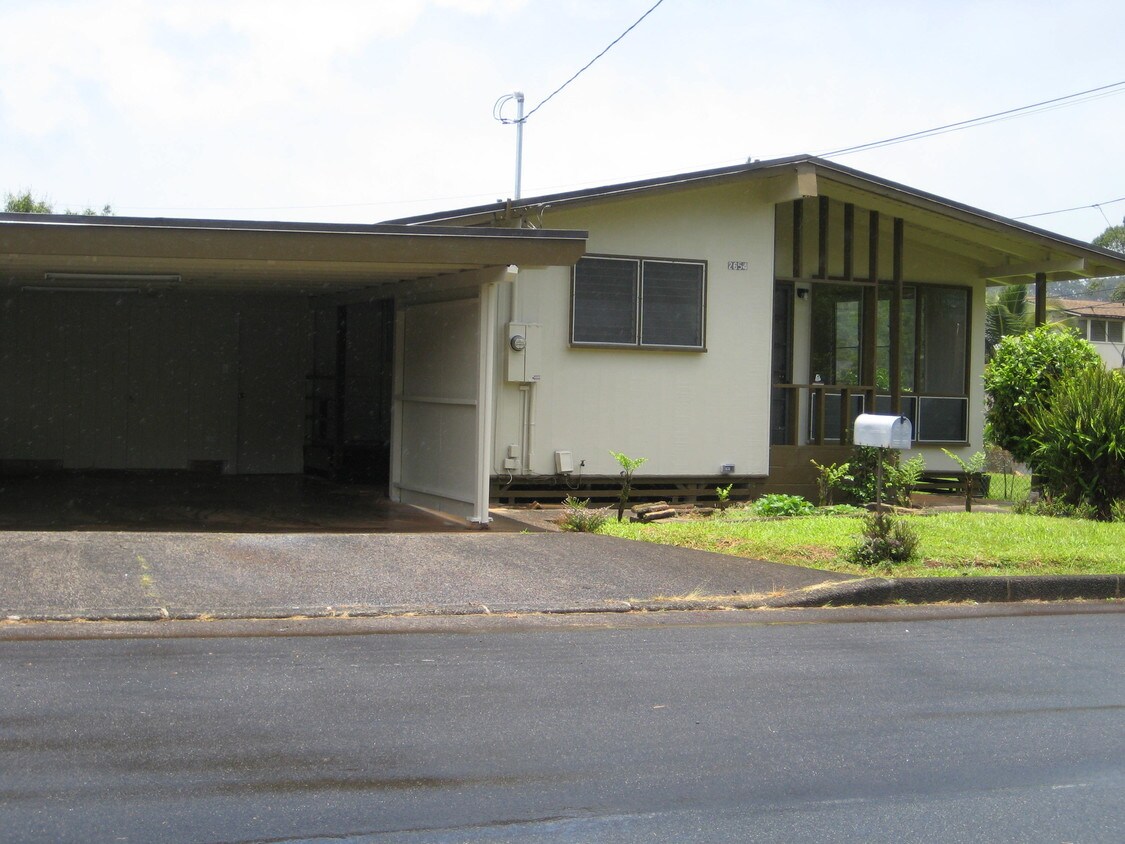 2654 Puninoni St, Wahiawa, HI 96786 House Rental in Wahiawa, HI