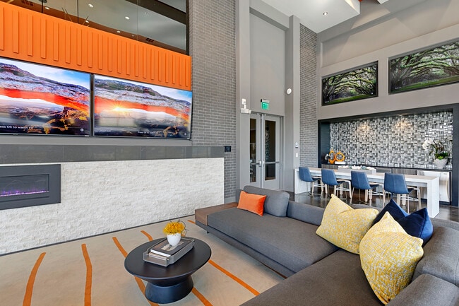 Building Photo - The James at Canyon Creek