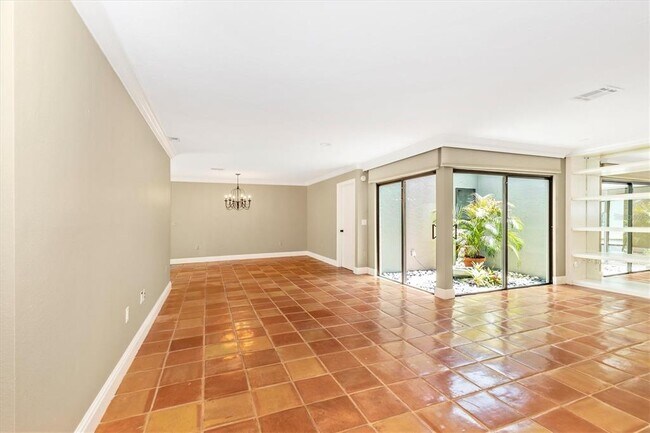 Building Photo - 3902 Glen Oaks Manor Dr