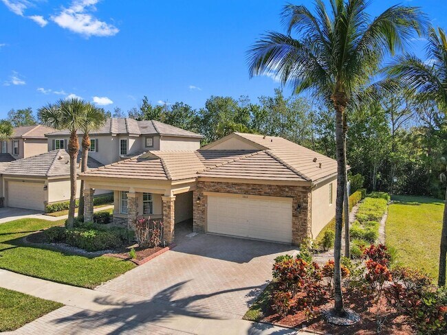 Foto del edificio - 5822 Saddle Trail Ln