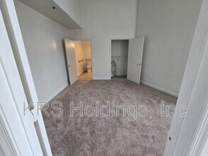 Building Photo - 1411 Bainbridge St