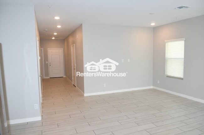 Building Photo - 2264 W Harmont Dr