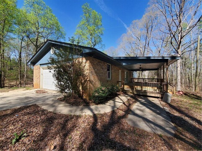 Foto del edificio - 33 Resty Hughes Cir