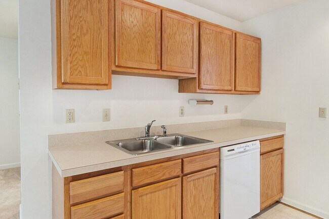 Foto del edificio - 119 Waterbury Ct