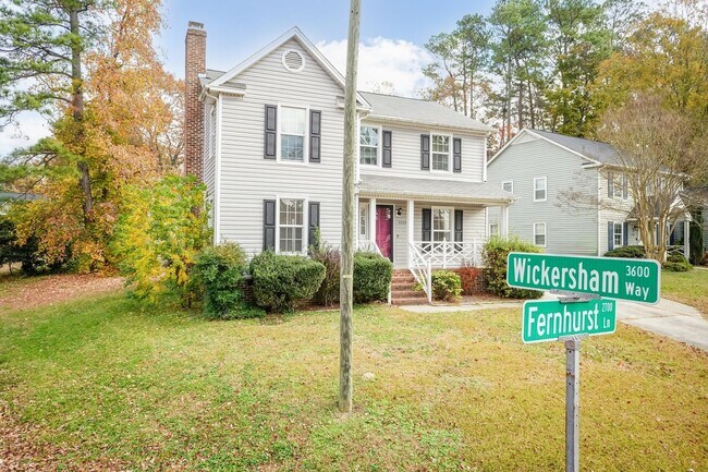 Foto del edificio - Three Bedroom Home!