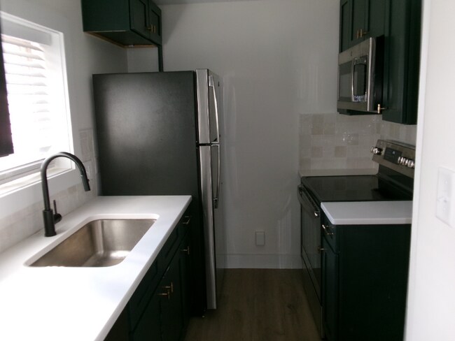 Foto del edificio - 402-404 N Duke St