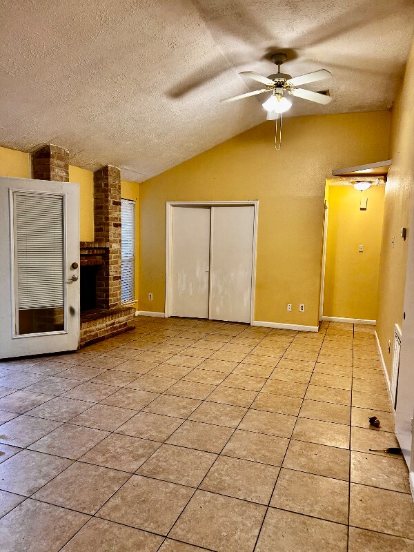 Building Photo - 1619 Bugle Run Dr