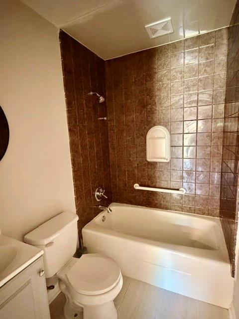Foto del edificio - 1360 Peavy Cir