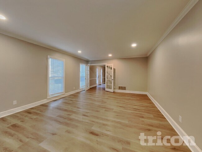 Foto del edificio - 3600 Tattershall Dr