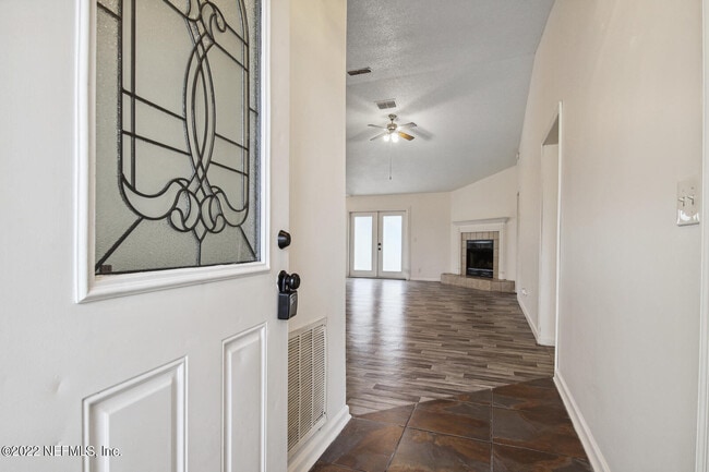 Building Photo - 11482 Delegate Ct