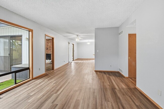 Foto del edificio - 3Bd/1.75Ba Bellevue House