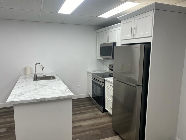 Photo du bâtiment - 86 Dufferin Ave