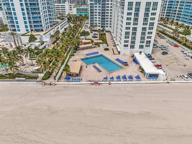 Foto del edificio - 3505 S Ocean Dr