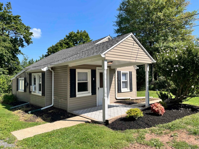 Foto principal - 74 E Prospect St