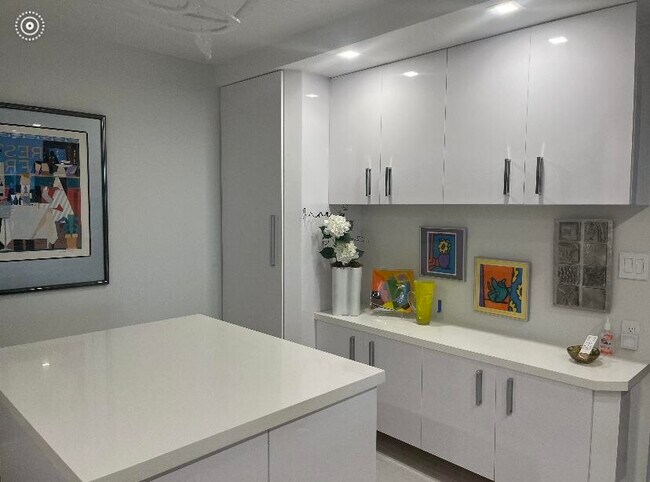 Foto del edificio - 3400 S Ocean Blvd
