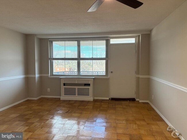 Foto del edificio - 2030 N Adams St