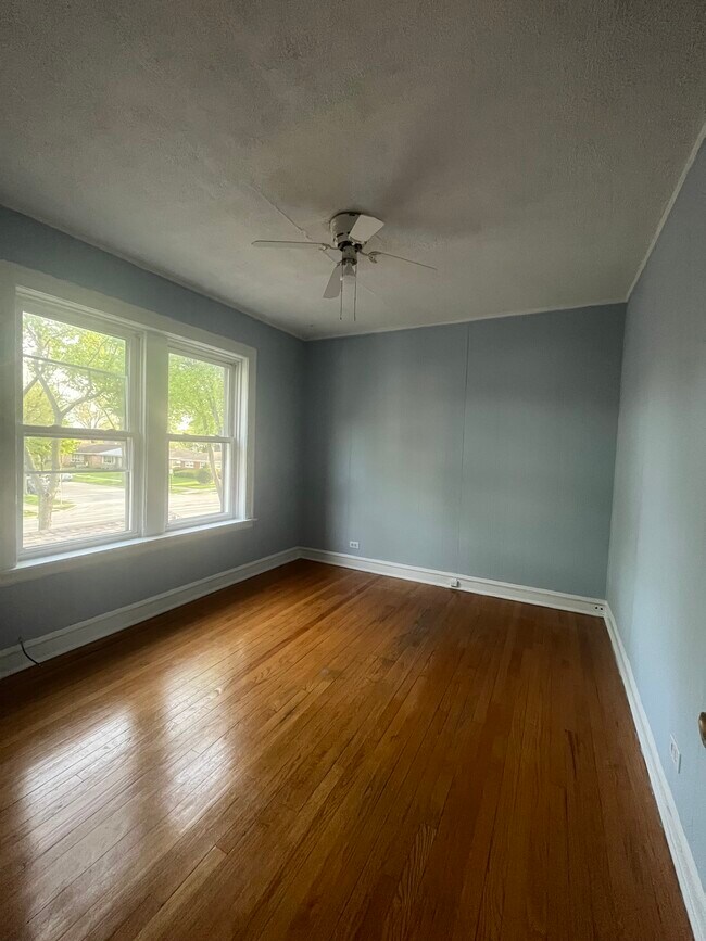 Foto del edificio - 7707 Lowell Ave