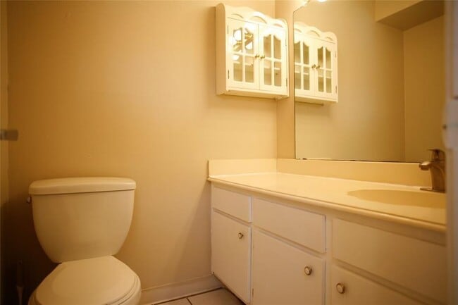 Building Photo - 4016 Belle Park Dr
