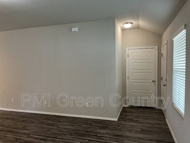 Building Photo - 15013 S 284th E Ave