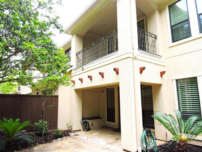 Foto del edificio - 14 Sweetwater Ct