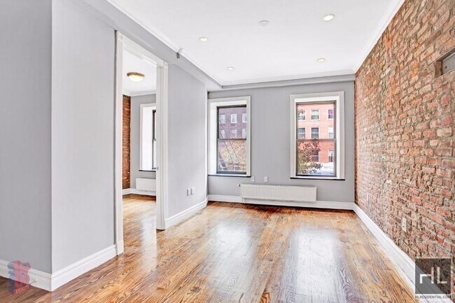 Building Photo - E 13TH ST.