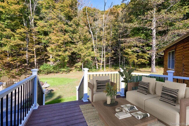 Foto del edificio - 568 Oak Summit Rd