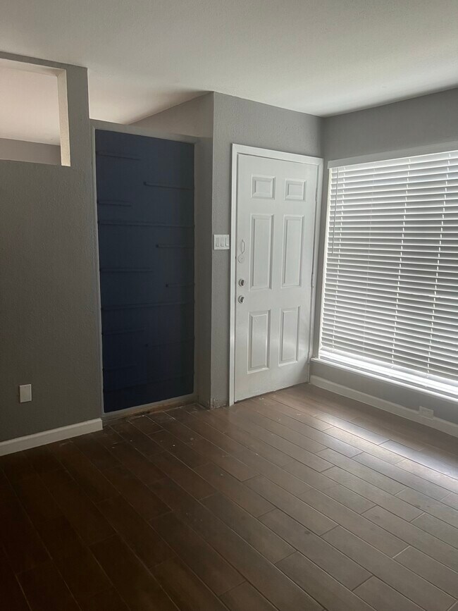 Foto del edificio - 10001 Westpark Dr