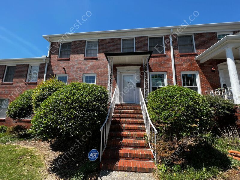 1906 Laurel Rd Unit C1, Vestavia Hills, AL 35216 Condo for Rent in