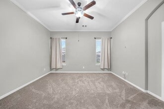 Building Photo - 18739 Laurel Hills Dr