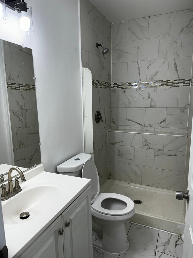 Foto del edificio - 5017 1st St NW