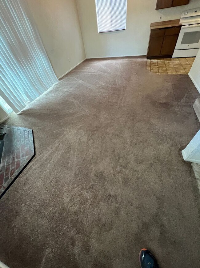Foto del edificio - Christmas Tree - 3 Bedrooms/1.5 Baths $2,200!