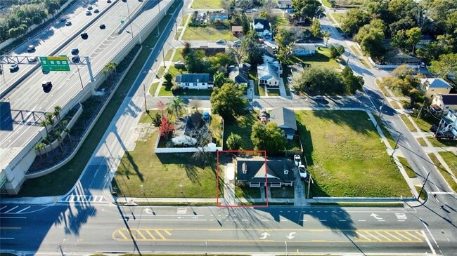 Building Photo - 508 S Westmoreland Dr