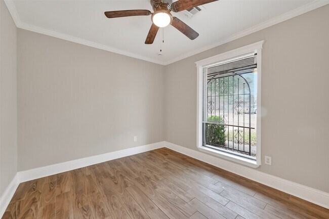 Foto del edificio - 11107 Cedarview Ln