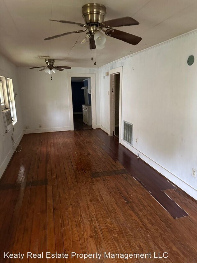 Building Photo - 2 br, 1 bath House - 518 Clay Street