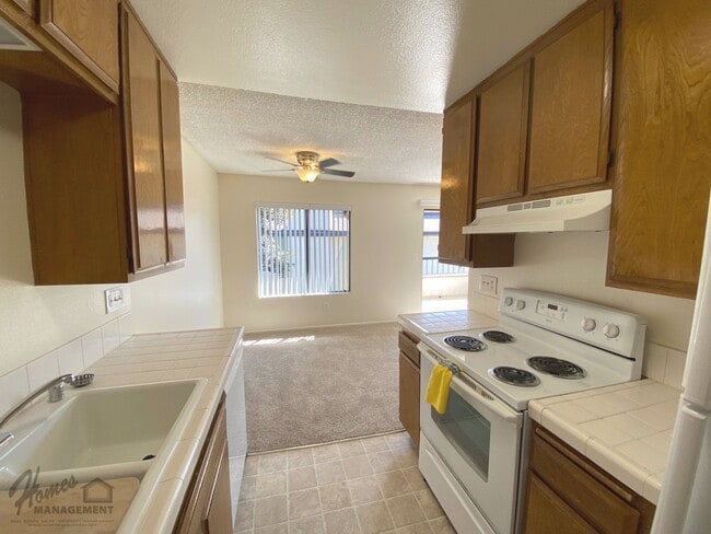 Building Photo - Homes Management - 1bd/1ba Vermont Villas ...