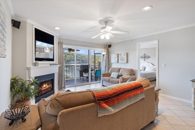 Building Photo - 549 Park Pl Dr