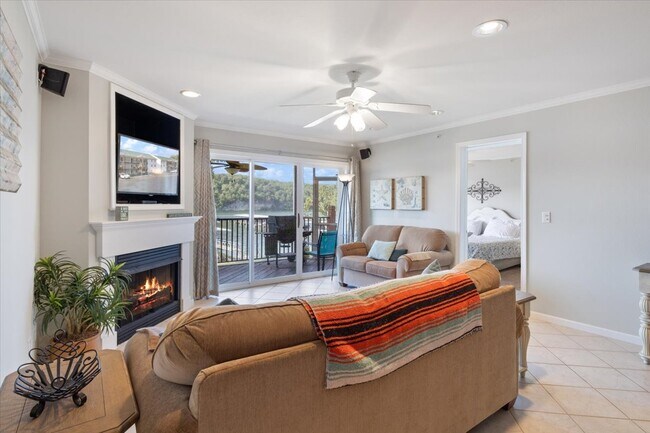 Foto del edificio - 549 Park Pl Dr