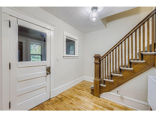 Building Photo - 2939 Russell Ave N