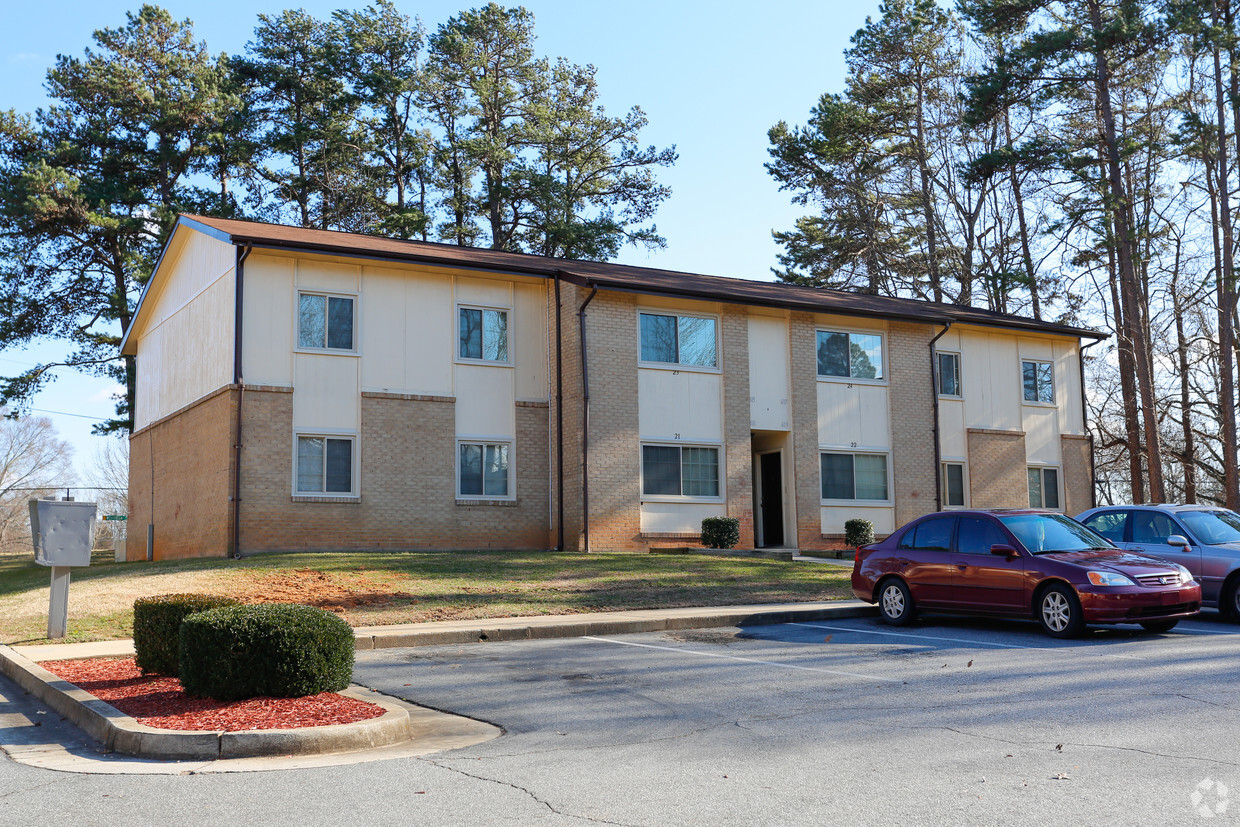 Primary Photo - Westgreen Apartments