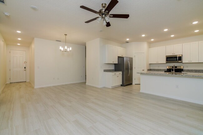 Building Photo - 409 Bay Oak Ln