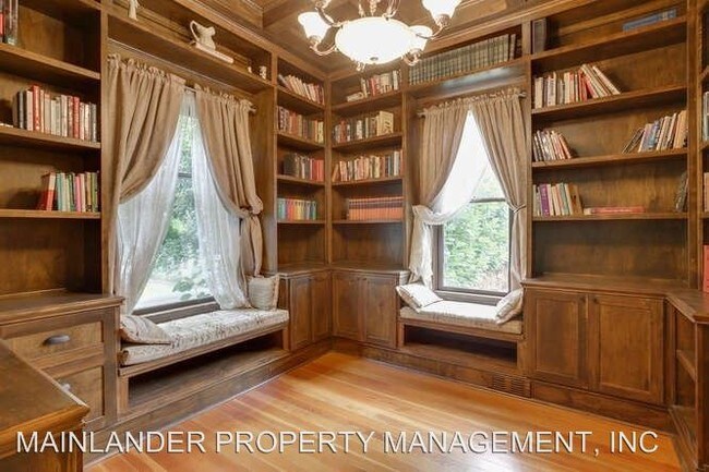 Building Photo - 3 br, 2.5 bath House - 1798 4TH AVE UNIT A