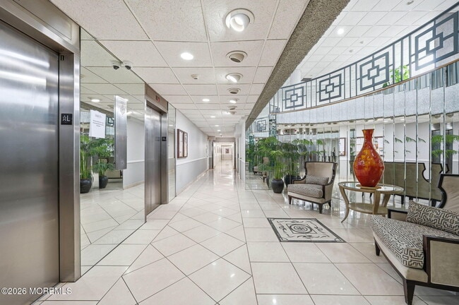 Building Photo - 1 Scenic Dr